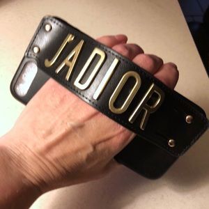 iPhone hand slot cell case. Fits 7p and 8p models.